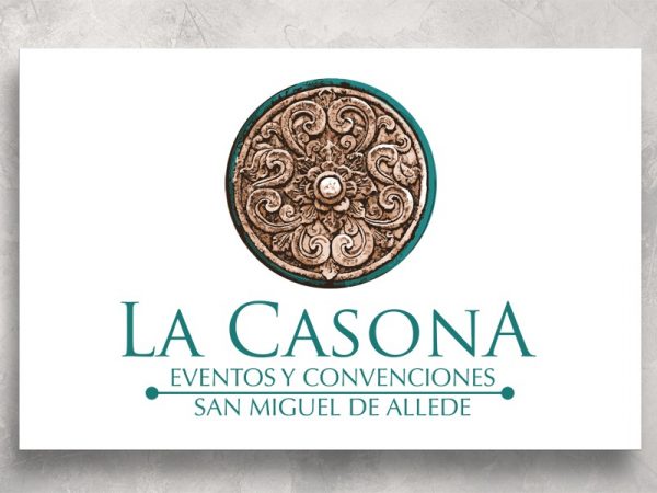 <span>La Casona Eventos y Convenciones</span><i>→</i>